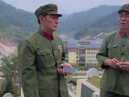 包含三角洲南波万扶贫大兵的词条